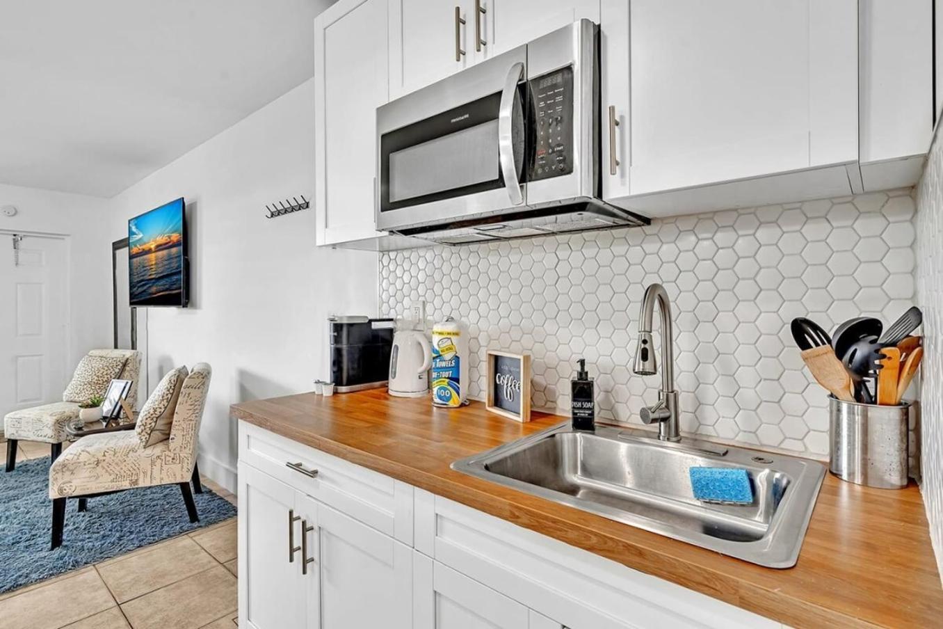 Large Studio Suite Close To Beach And Casino Db3 Dania Beach Exteriér fotografie